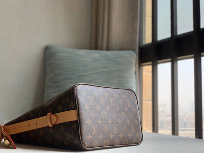 NEW COLLECTION 
GUCCI
Premium quality 
WITH ORIGINAL 
PACKAGING

For Price 👇 WhatsApp✅
0568585901 
0507557372
0552275751 Owner Zain 👌

Zain320
♥️♥️♥️