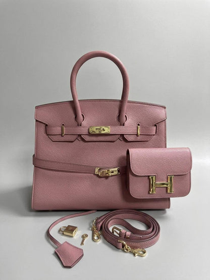 Hermes

master quality 

Including 1 big bag, 1 small bag and 1 belt

160 dhs✅

Zain50
♥️♥️♥️