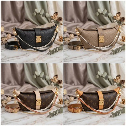 LOUIS VUITTON
Pochette Mia Handbag
Monogram canvas & embossed
With S- lock and leather trim
Gold hardware
Size: 22 cm
With BOX

 Wʜᴏʟᴇsᴀʟᴇ Pʀɪᴄᴇ : 110 ᴅʜs
Zain239
♥️♥️♥️