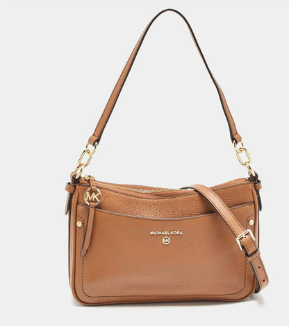 MK

90 dhs💓

SIZE：24cm
Good quality 


with box
🎁🎁🎁

Zain35
♥️♥️♥️