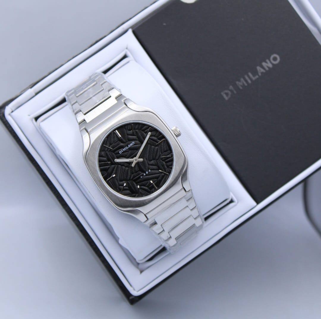 D1 milano watch for men good quality 
260 dhs✅

Zain59
♥️♥️♥️