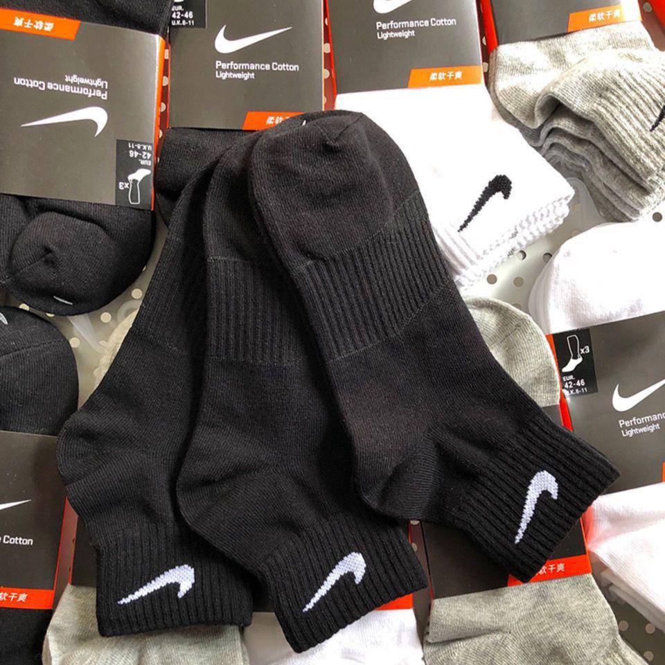 Now available 
Good quality 
One packets 12 pair 
50 dhs💓

Zain138
♥️♥️♥️