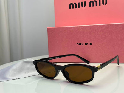 Miu Miu
Good quality 

65 dhs🇦🇪🇦🇪

Zain182
♥️♥️♥️