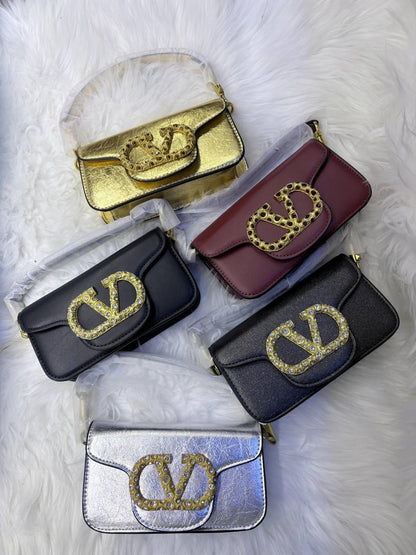Valentino

100 dhs 

Zain158
♥️♥️