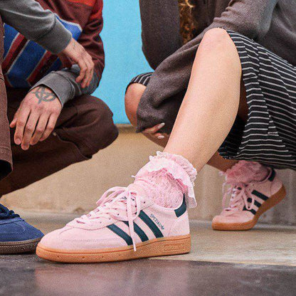 Adidas Handball Spezial 'Clear Pink Arctic Night'
36-41 AVAILABLE 🤩
190 dhs🇦🇪

Zain242
♥️♥️♥️