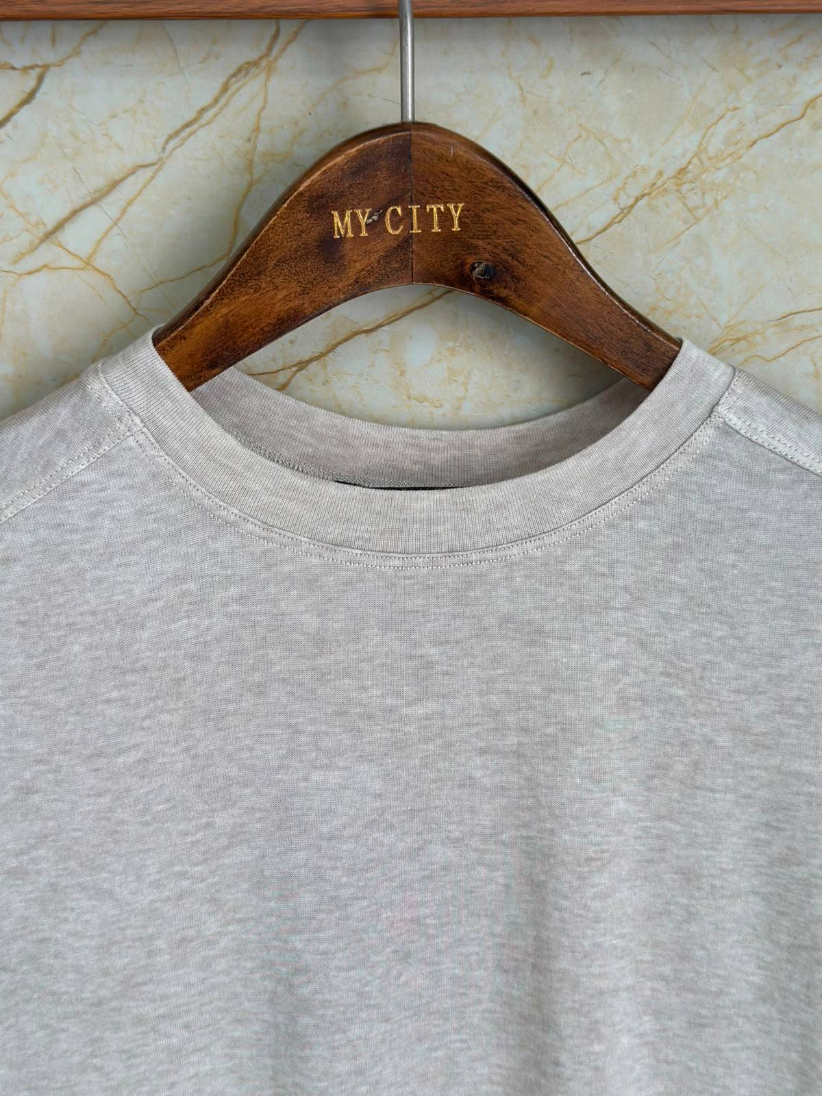 LORO PIANA
Women’s Tshirt 
Master Quality 
SML
320 dhs🇦🇪🇦🇪

Zain276
♥️♥️♥️