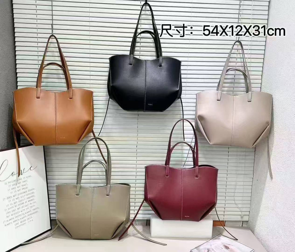 Polene
110 dhs🪙💚

Zain50
♥️♥️♥️