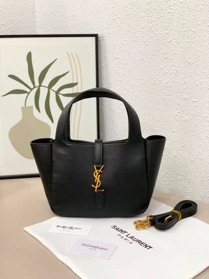 YSL
withbox 
110 dhs🇦🇪🇦🇪

Zain143
♥️♥️♥️