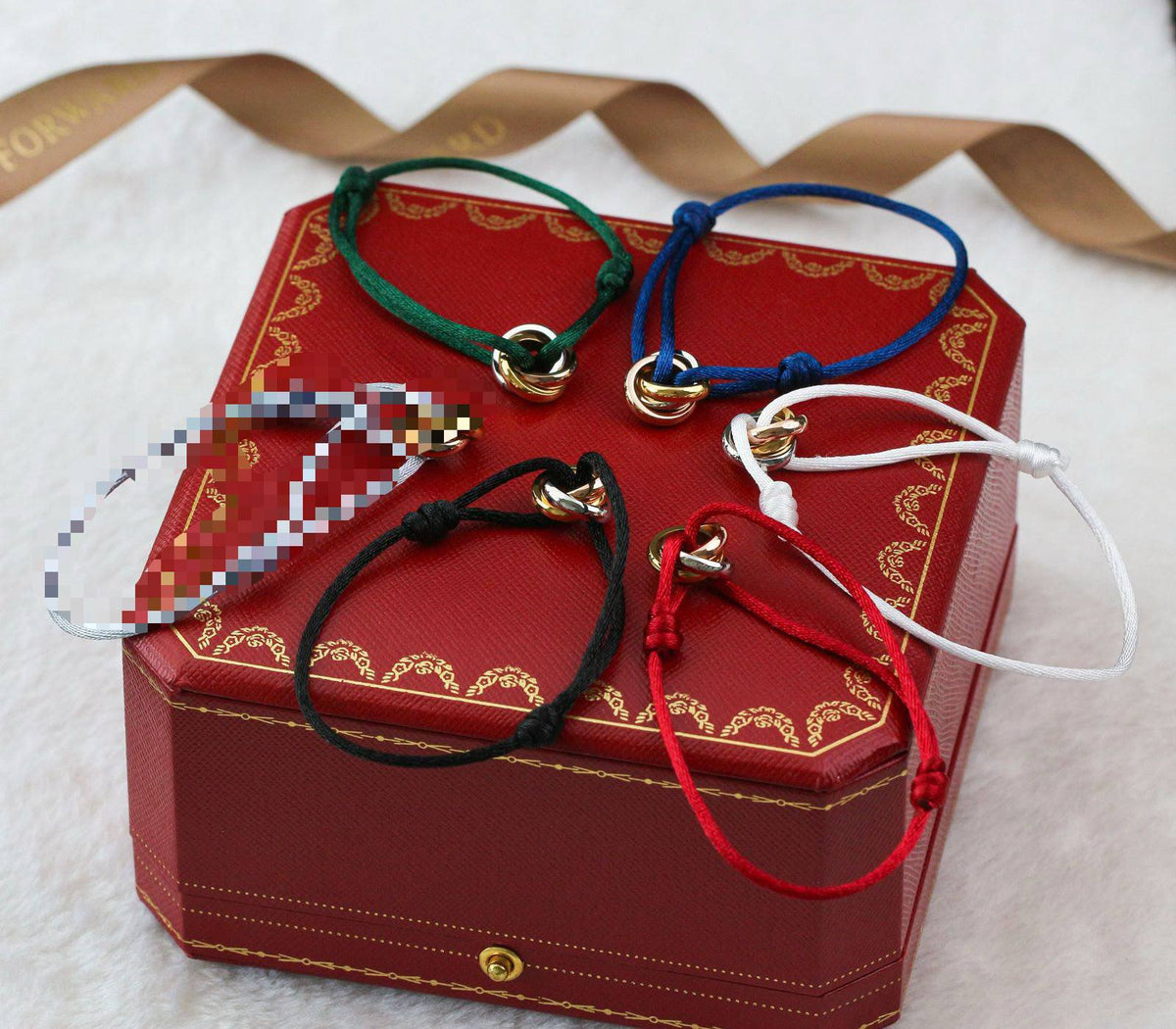Cartier ❤️‍🔥
Bracelet ✨
Master quality 💯
With normal boxes 🗃️ 
45 dhs🇦🇪🇦🇪

With master box 📦 
80 dhs🇦🇪🇦🇪

Zain216
♥️♥️♥️