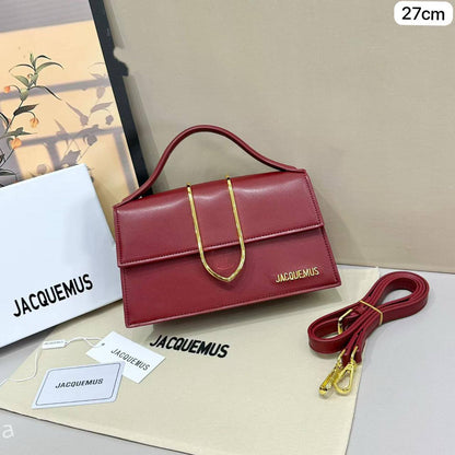 💖 Jacquemus
1️⃣ First quality +🎁
Size : 24  * 15 cm
110 dhs🇦🇪🇦🇪
with box 🎁

Zain115
♥️♥️♥️