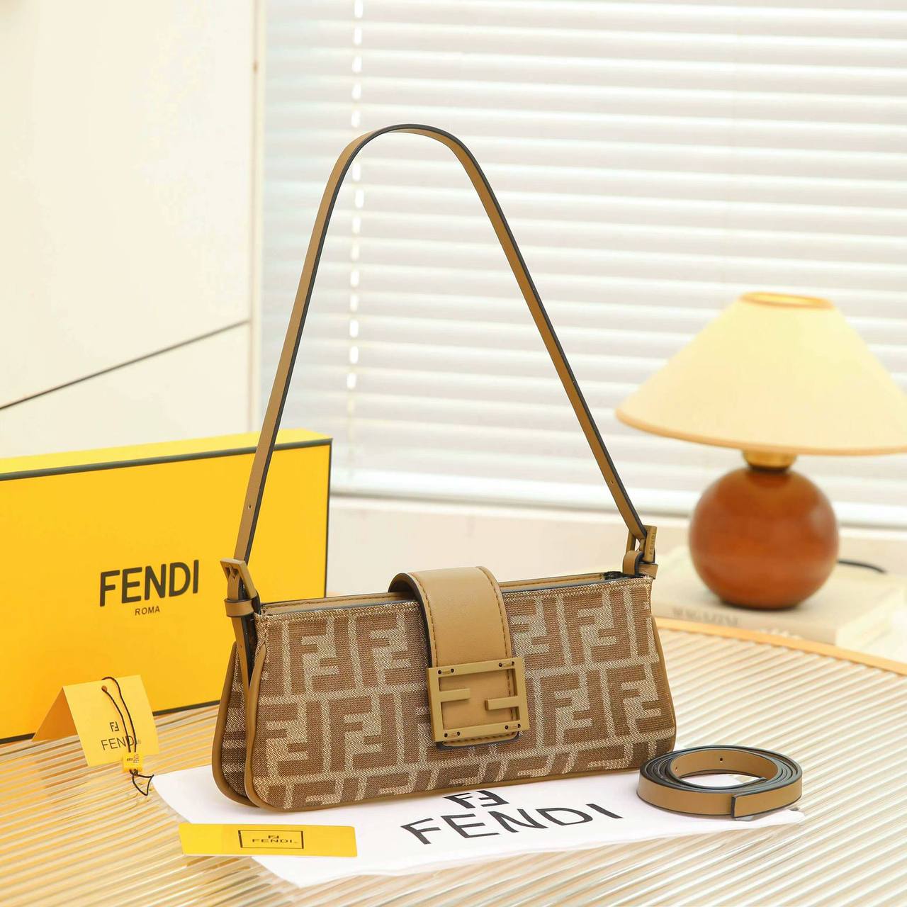 FENDI
SIZE  ……… 25CM 🥰
90 dhs🪙🌨️
with BOX🌷

Zain244
♥️♥️♥️
