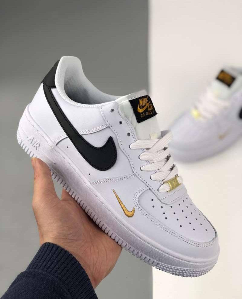 NIKE
40 to 45 size
95 dhs🪙🌨️

Zain27
♥️♥️♥️