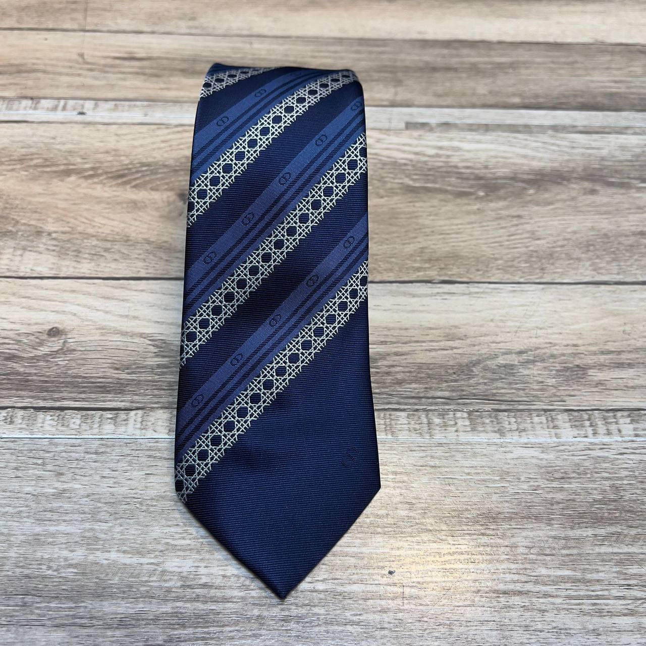 TIE
Master🌺🌺
180 dhs✅

Zain202
♥️♥️♥️