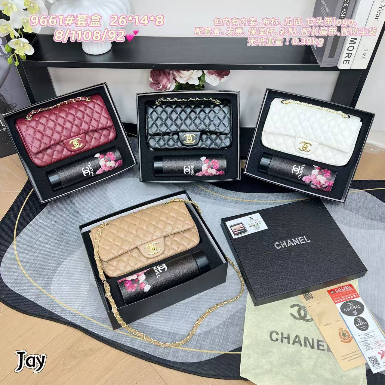 Chanel

 with box 
🎁🎁🎁

115 dhs🇦🇪

Zain232
♥️♥️♥️