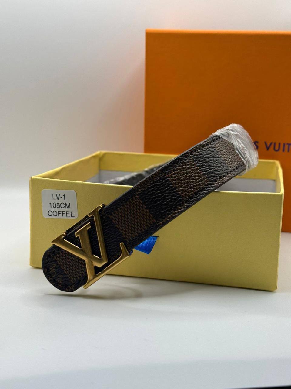 Ladies belt

With box 
🎁🎁🎁

40 dhs🪙🌨️

Zain93
♥️♥️♥️