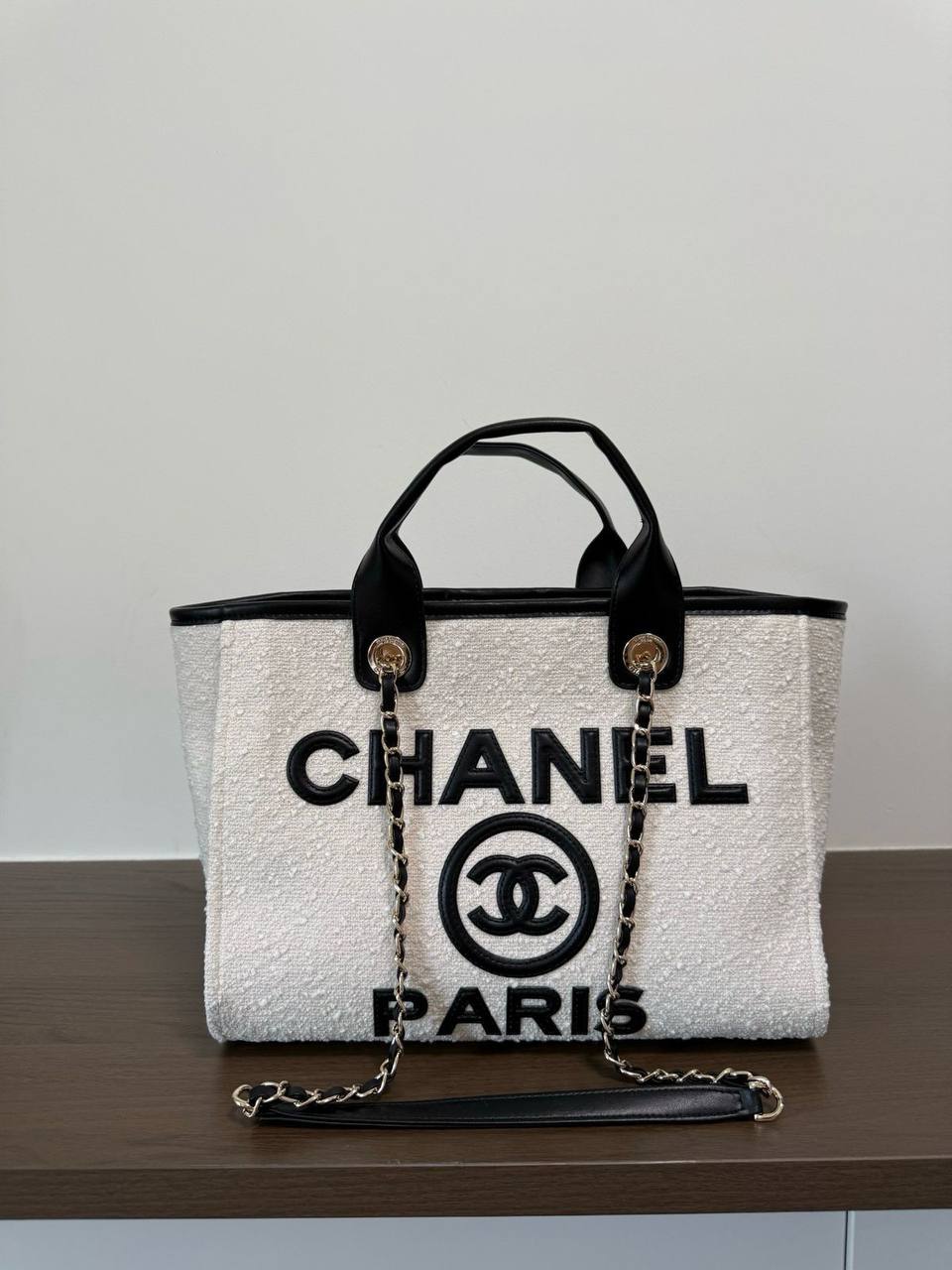 Chanel 
Master 
350 dhs✅
#33cm🩷🩷🙋‍♂️

Zain228
♥️♥️♥️
