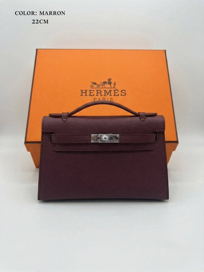 Hermes ᴋᴇʟʟʏ ᴘᴏᴄʜᴇᴛᴛᴇ
ᴡɪᴛʜʙᴏx
sɪʟᴠᴇʀ ʜᴀʀᴅᴡᴀʀᴇ
 ʟᴇᴀᴛʜᴇʀ
sɪᴢᴇ:22ᴄᴍ
100 dhs✅

Zain256
♥️♥️♥️