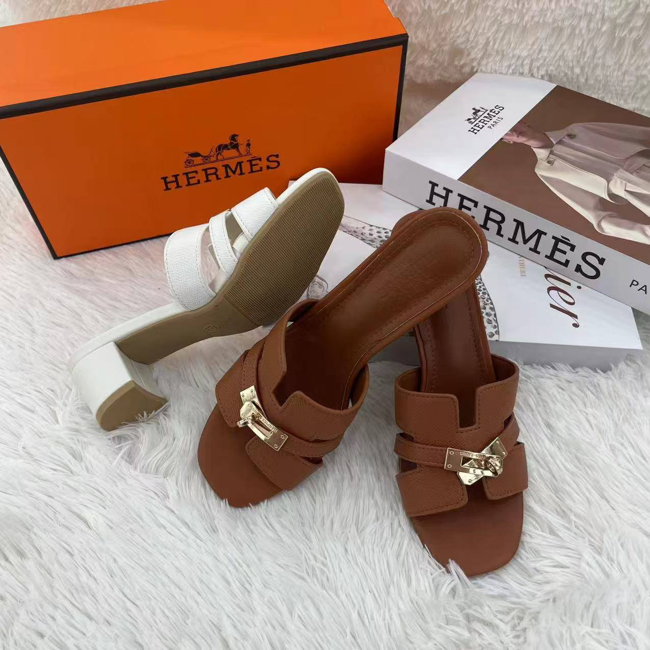 Hermes

60 dhs💓

Zain232
♥️♥️♥️