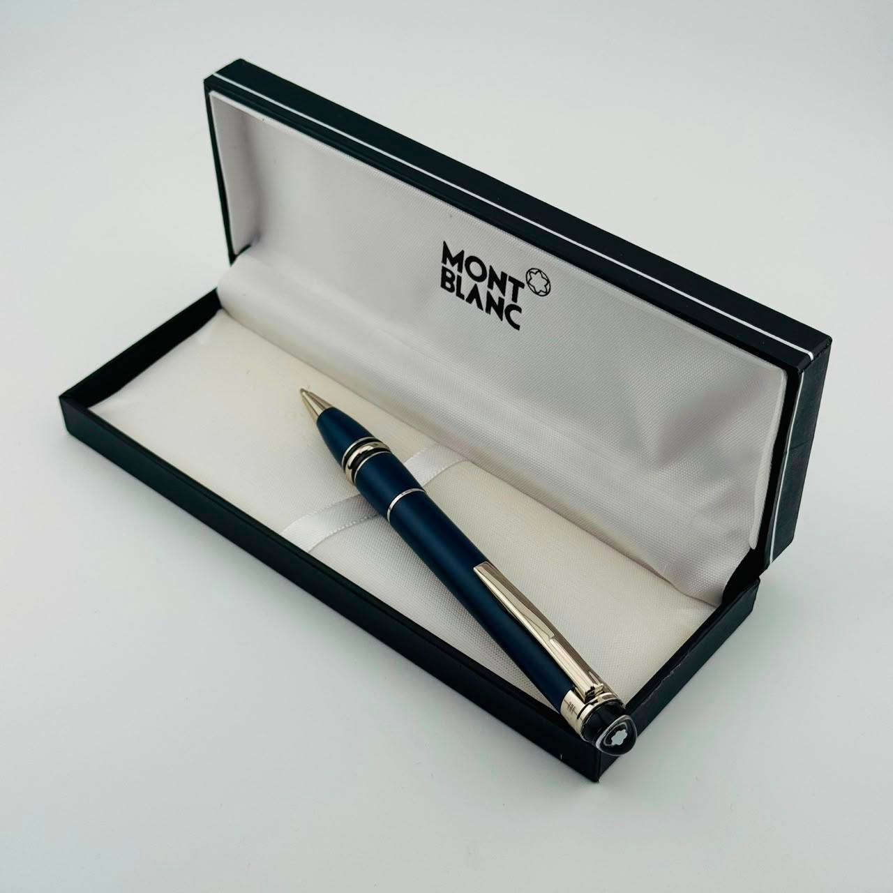 Pen
 
Good quality 

50 DHS🇦🇪🇦🇪

Zain182
♥️♥️♥️