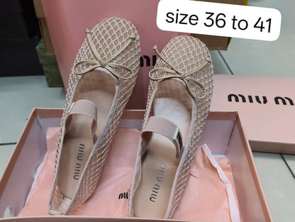 Miu Miu
Size 36 to 41
110 dhs✅

Zain103
♥️♥️♥️