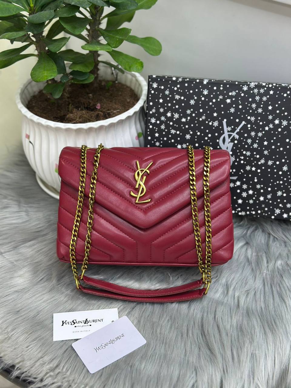 YSL 
Good Quality 
95 dhs🌺

Zain51
♥️♥️♥️