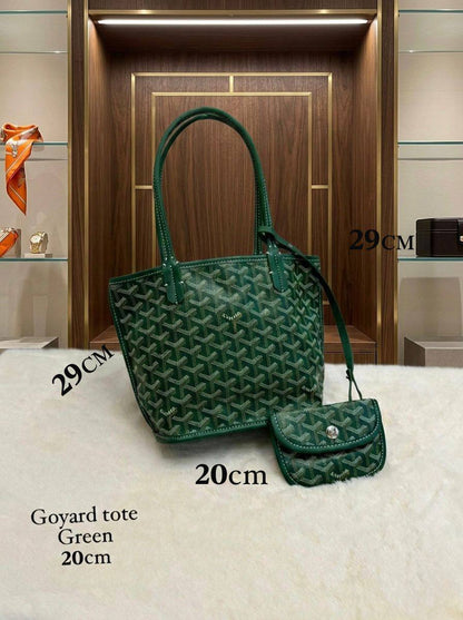 Goyard ᴍɪɴɪ ᴛᴏᴛᴇ
ʜᴀɴᴅʙᴀɢ/ᴘᴏᴜᴄʜ
ɴᴏ ʙᴏx 
ʟᴇᴀᴛʜᴇʀ
size:20ᴄᴍ
75 dhs✅

Zain56
♥️♥️♥️