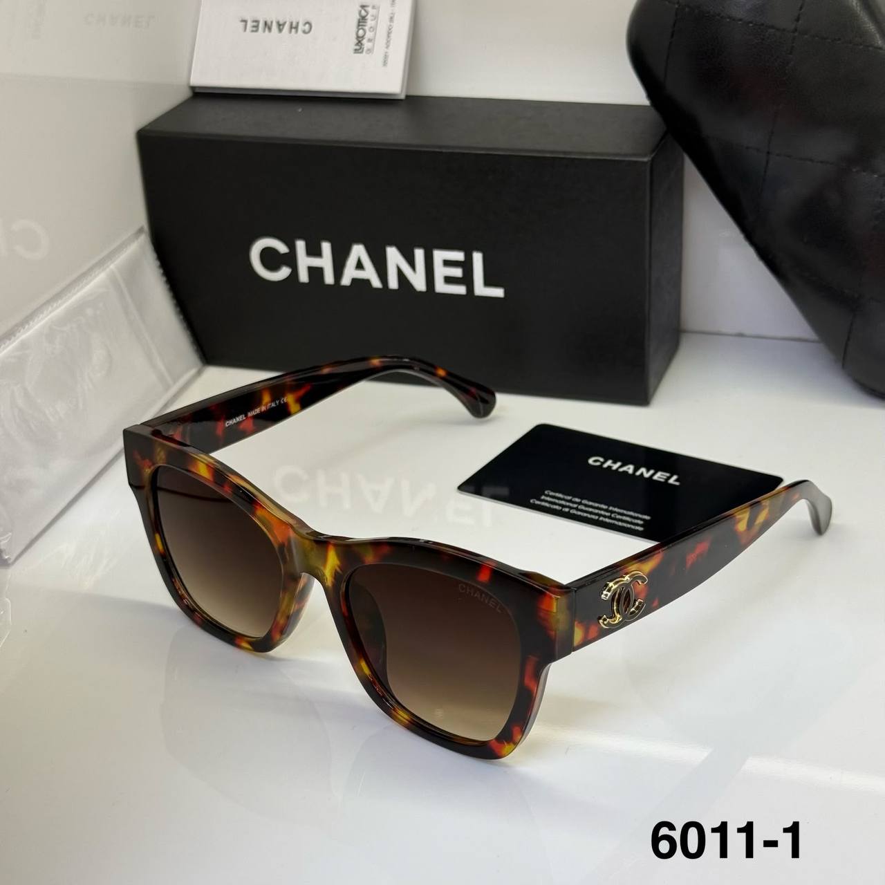 SUNGLASSES 🕶️
GOOD QUALITY 
50 dhs🇦🇪🇦🇪

Zain40
♥️♥️♥️