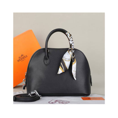 HERMES 
BIG SIZE GOOD QUALITY *WITH BOX 🎁

110 dhs✅

Zain39
♥️♥️♥️