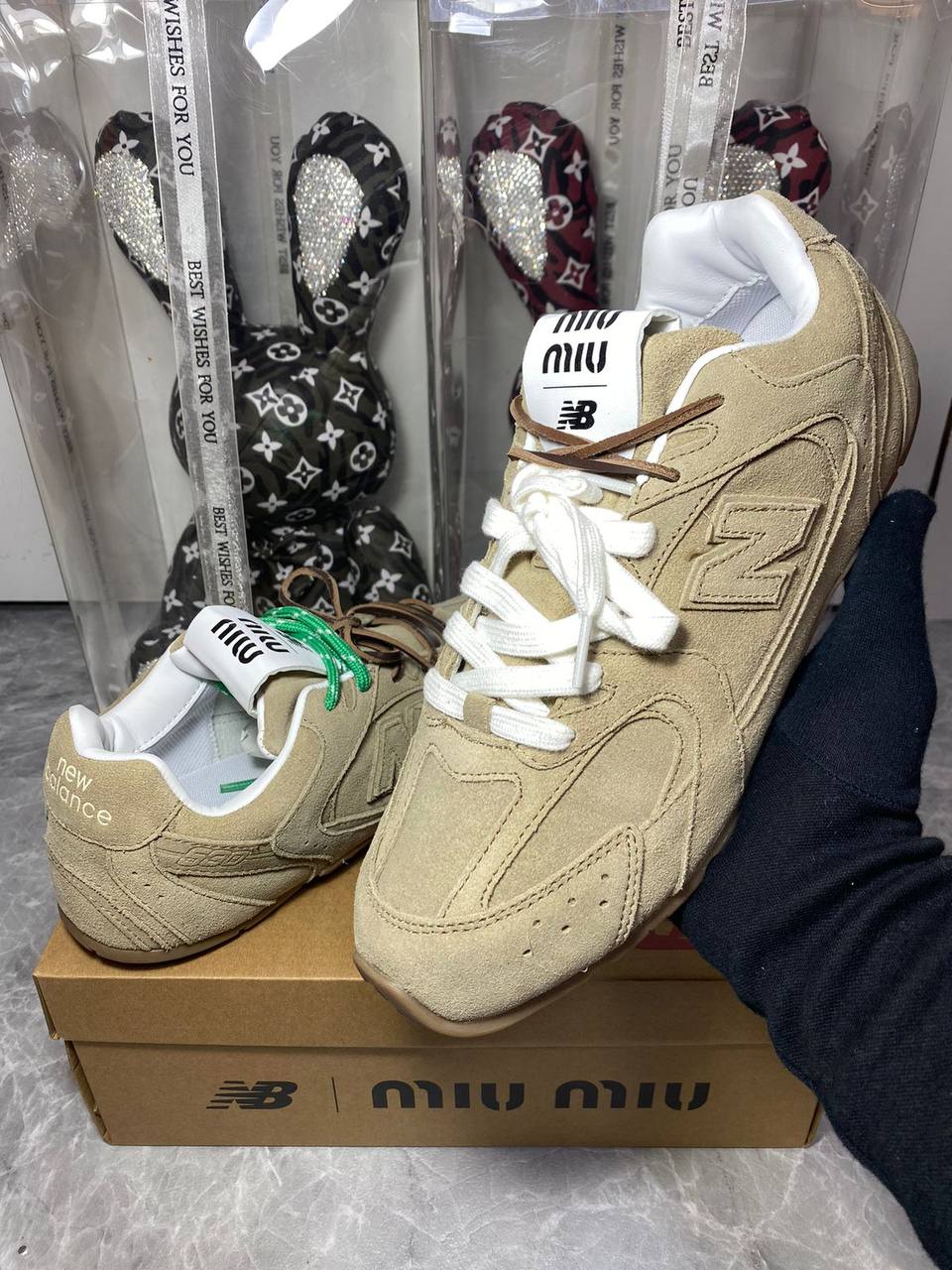 New Balance X Miu Miu 530 SL suede ’Green/Beige’💚
36-45 AVAILABLE 🤩
210 dhs🪙💕

Zain242
♥️♥️♥️