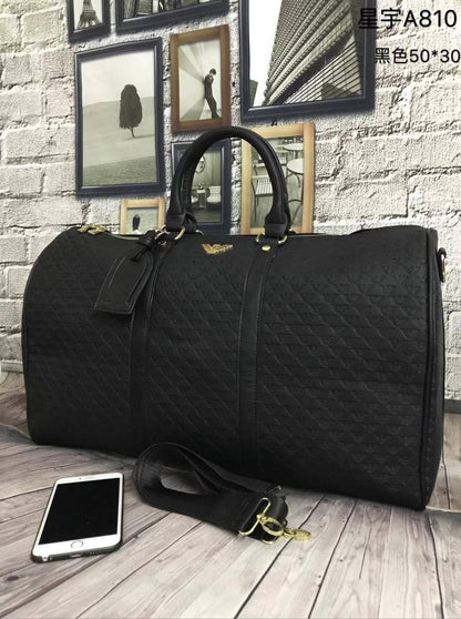 TLV Travel Bags

good quality

120 dhs✅
150 dhs✅

Zain137
♥️♥️♥️