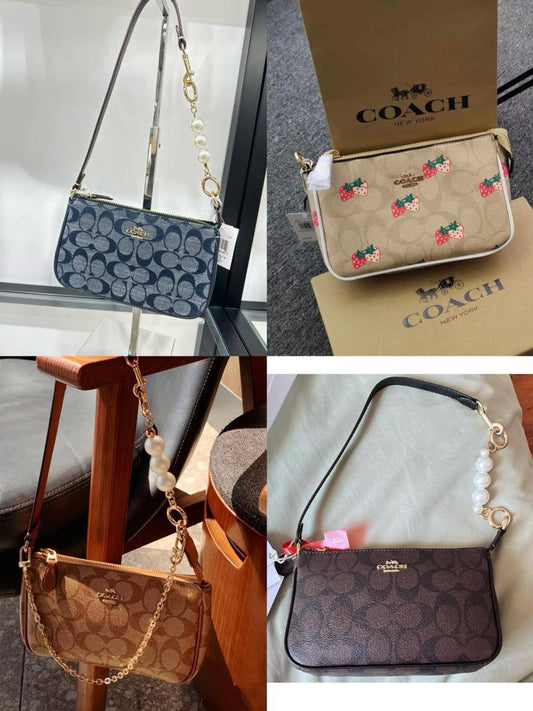 COACH
👑Good  QUALITY 
SIZE：24×15×4cm
80 dhs🪙💕

Withbox
🎁🎁🎁

Zain04
♥️♥️♥️