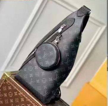 LV
100 dhs🪙💕

Zain143
♥️♥️♥️