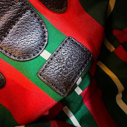 GUCCI 
 HIGH QUALITY 
MINI SIZE 
WITH BOX 
110 dhs💓

Zain17
♥️♥️♥️