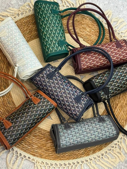 Goyard 
Master❣️❣️
30Cm Good Quality 
290 dhs🇦🇪🇦🇪

Zain131
♥️♥️♥️