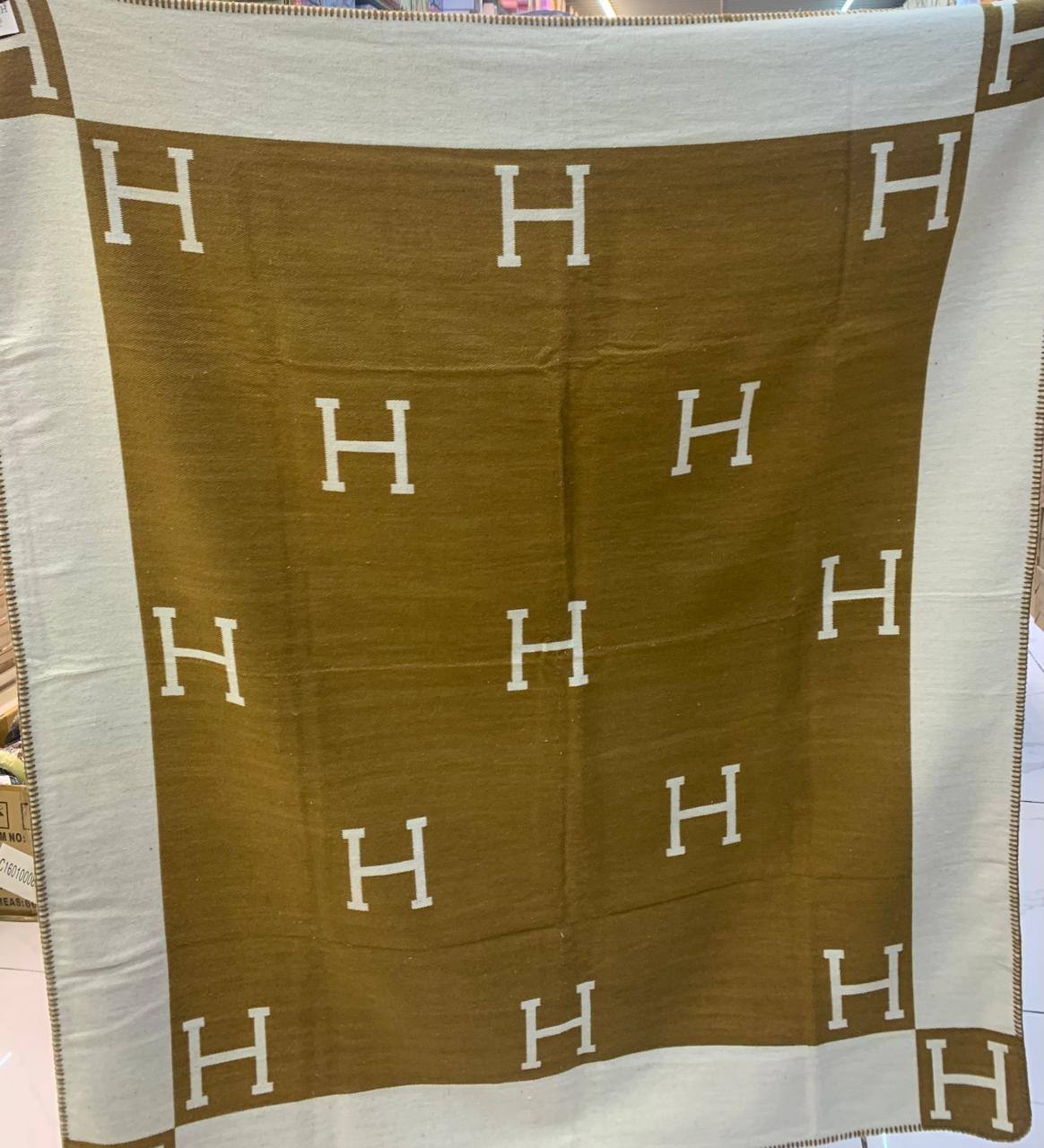 BLANKETS

100 dhs🇦🇪🇦🇪🇦🇪

SIZE: 130*150cm

Zain88
♥️♥️♥️
