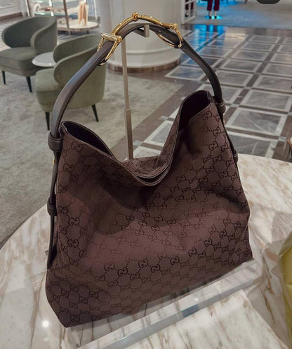 AVAILABLE GUCCI 

MASTER QUALITY 

110 dhs

Zain169
♥️♥️♥️