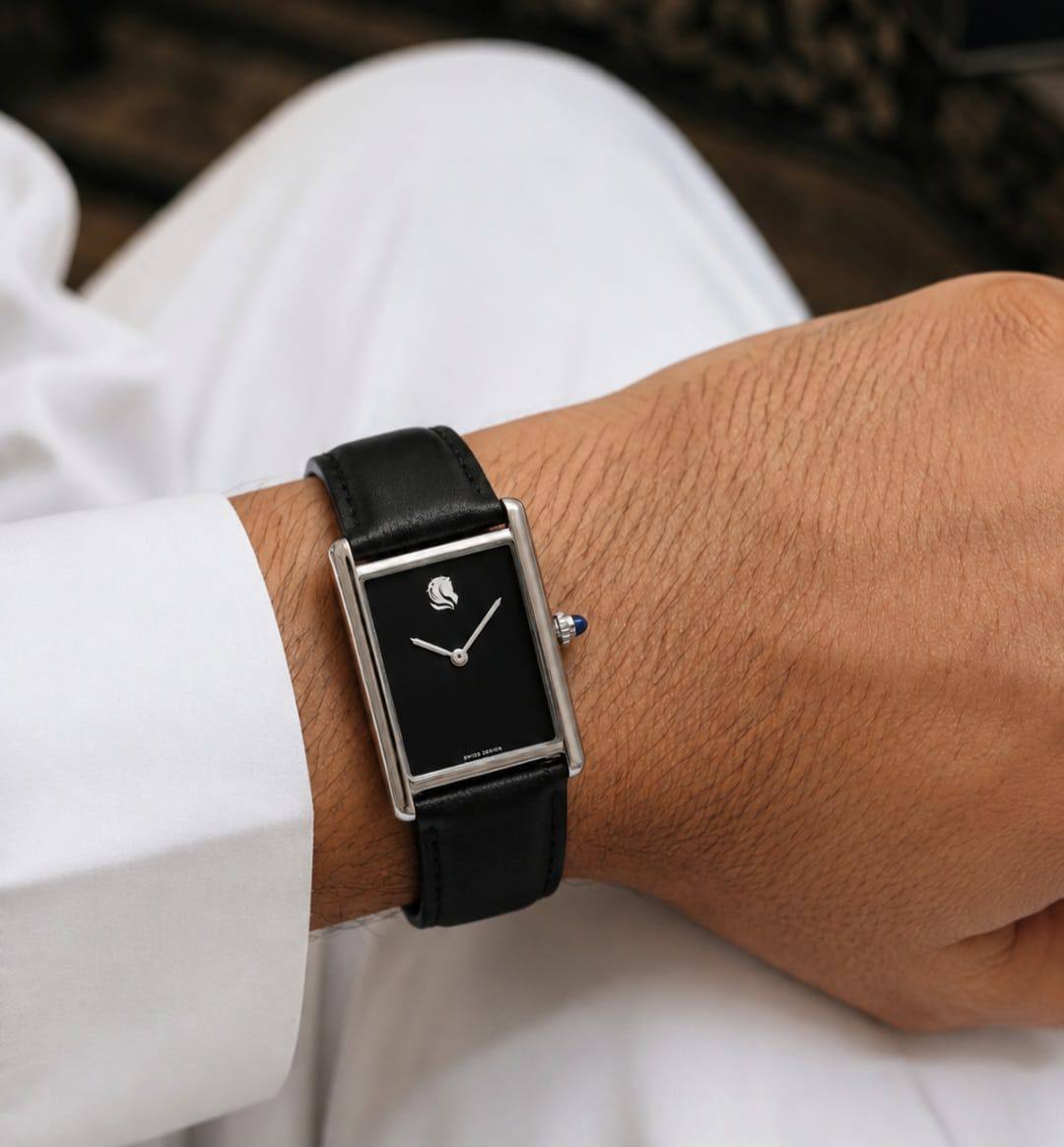 Louis Hilano watch  (unsix size 36mm)  
270 dhs🇦🇪🇦🇪

Zain59
♥️♥️♥️