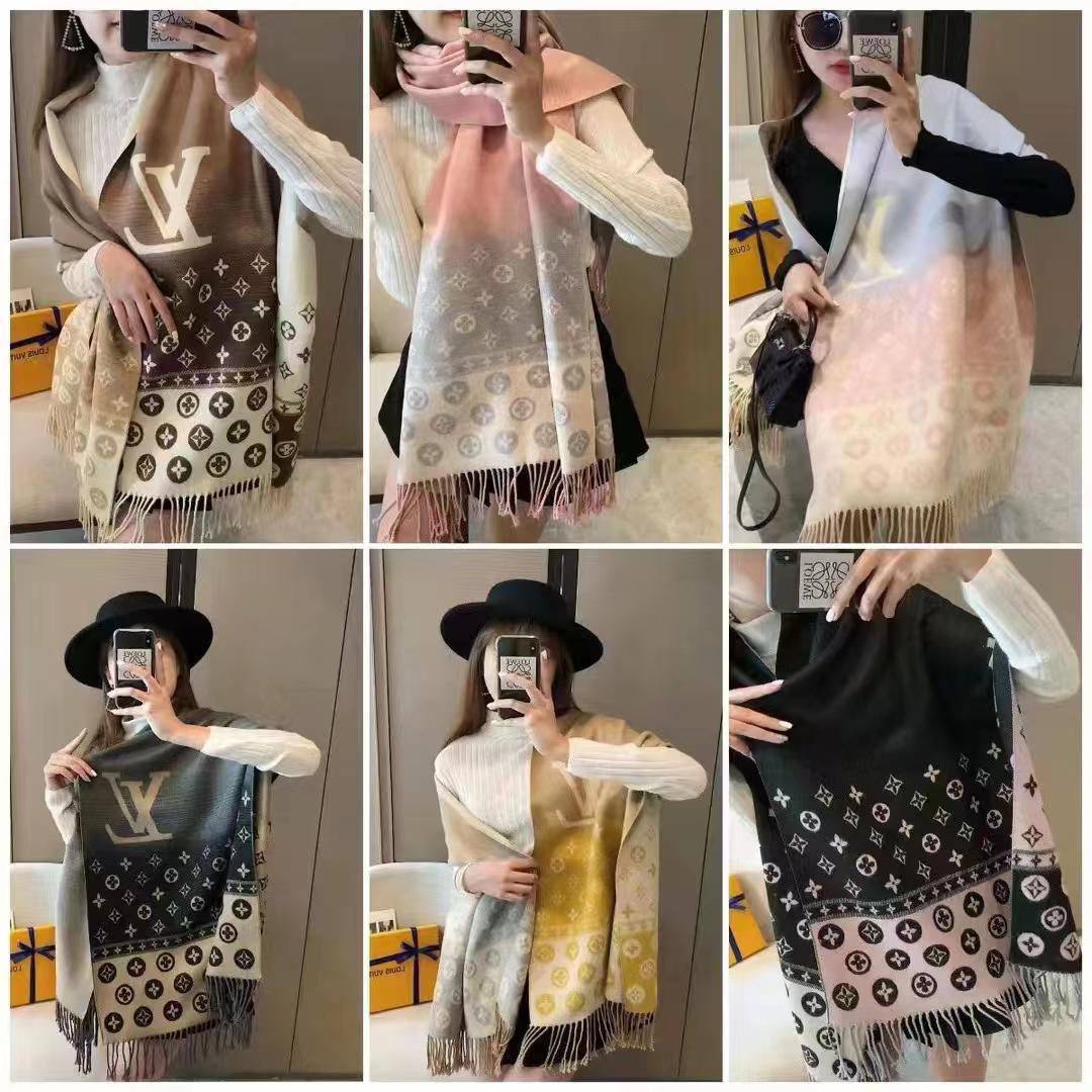 Coming new stock
Winter scarf 
45 dhs🪙🌨️

Zain93
♥️♥️♥️