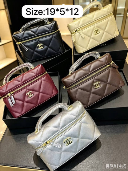 Chanel
100 dhs🇦🇪🇦🇪
With box

Zain07
♥️♥️♥️