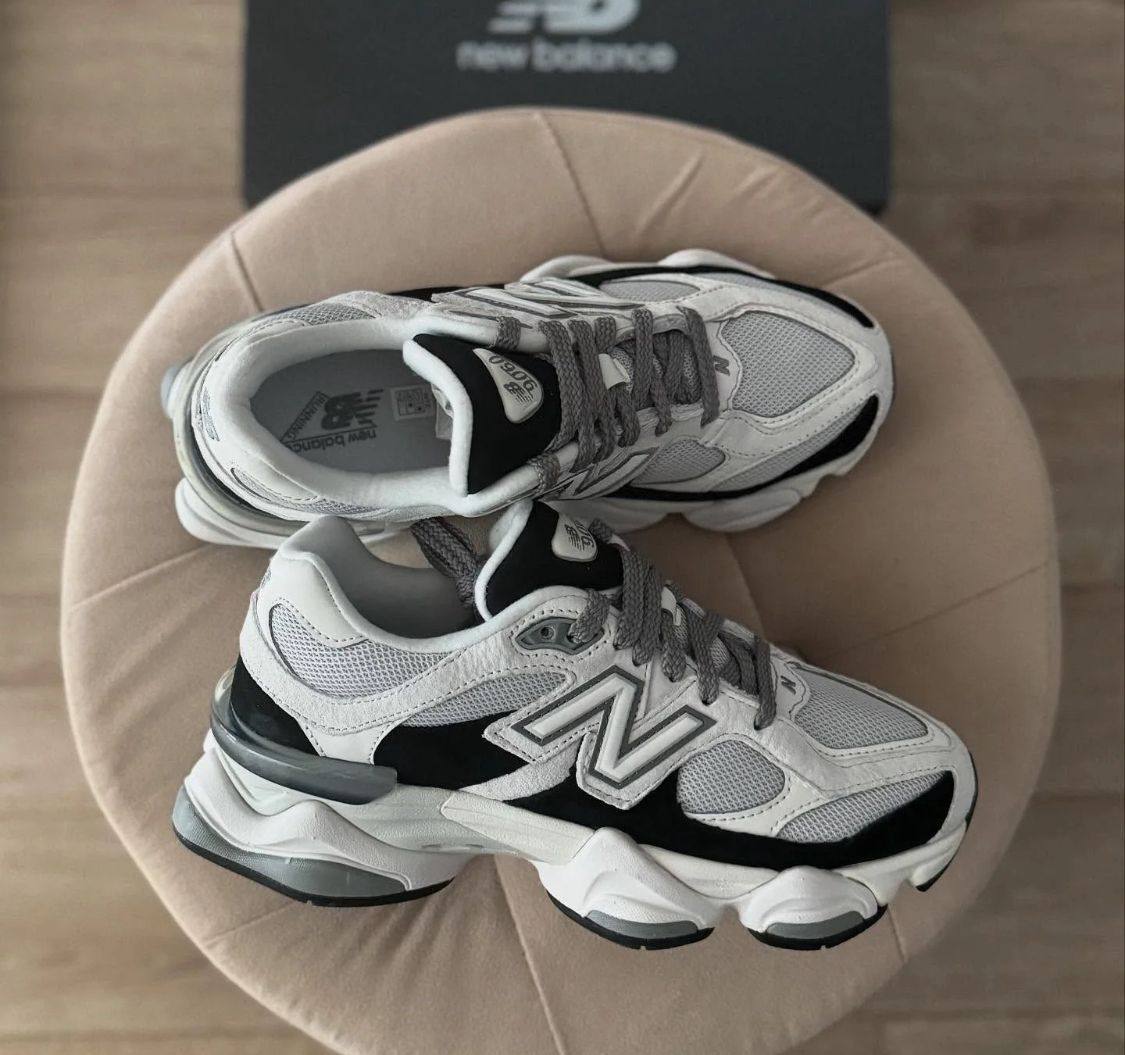 NB - 
New Stock 💓💓💓
Size 36-45 
Ladies Shoes Size 36-41
140 dhs💓

Zain183