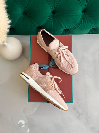 Loro piana
Vip quality
Size:36To42
450 dhs🇦🇪🇦🇪

Zain113
♥️♥️♥️