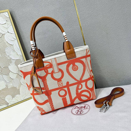 HERMES
 NEW CAME GOOD QUALITY 
100 dhs🇦🇪🇦🇪

Zain295
♥️♥️♥️