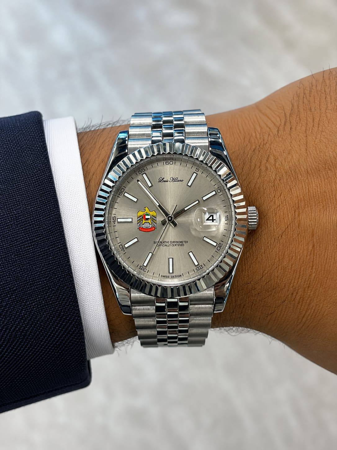 Louis Hilano 
watch for men 
good quality 
270 dhs✅

Zain59
♥️♥️♥️