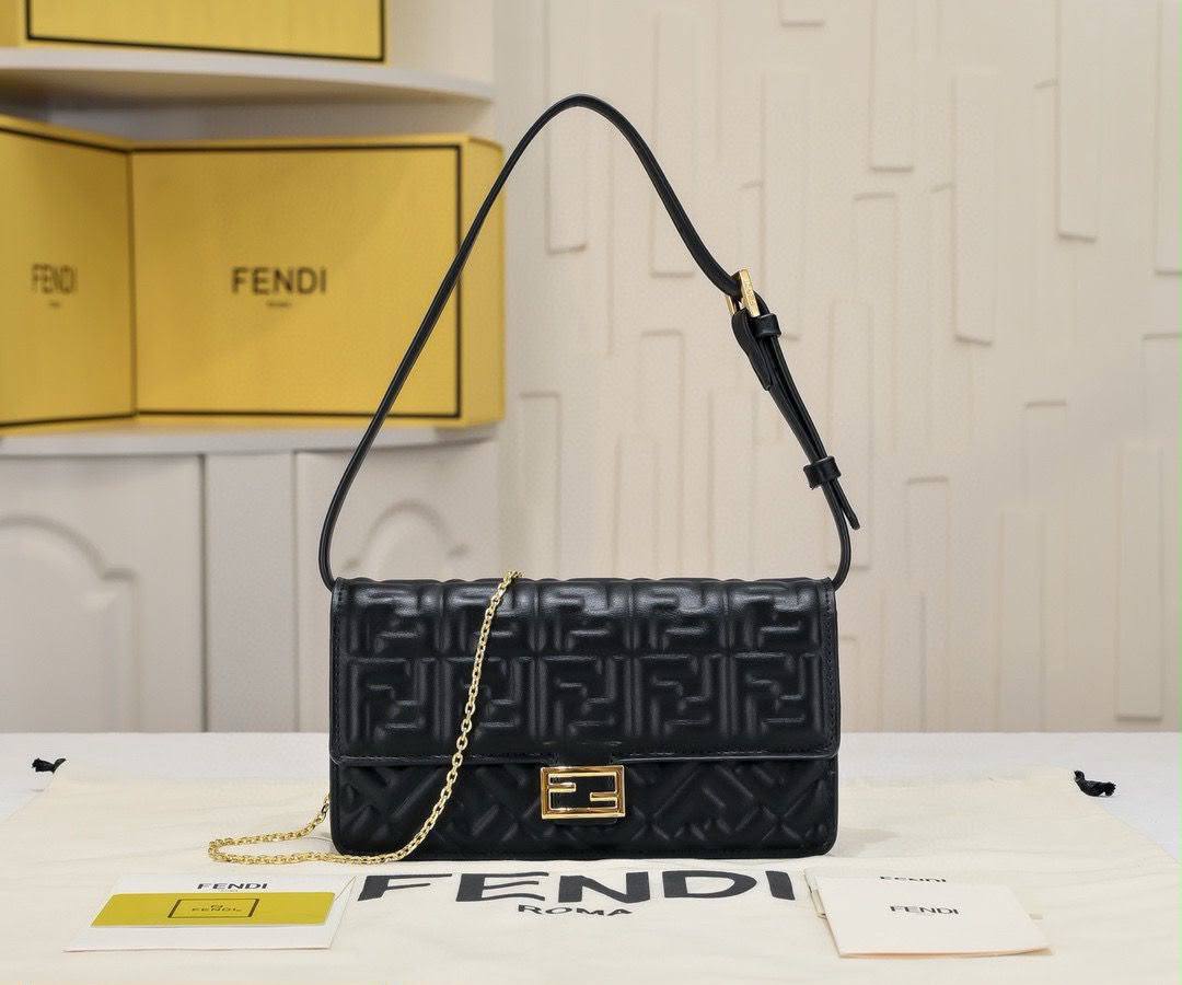 Fendi


For Price 👇 WhatsApp✅
0568585901 
0507557372
0552275751 Owner Zain 👌

Zain192
♥️♥️♥️
