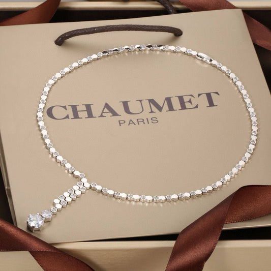 CHAUMET ❤️‍🔥*
Necklace 🐦‍🔥
Earring🦋
Master quality ✨
With normal boxes 🗃️ 
180 dhs🇦🇪
With master box 📦 
260 dhs🇦🇪

Zain216
♥️♥️♥️