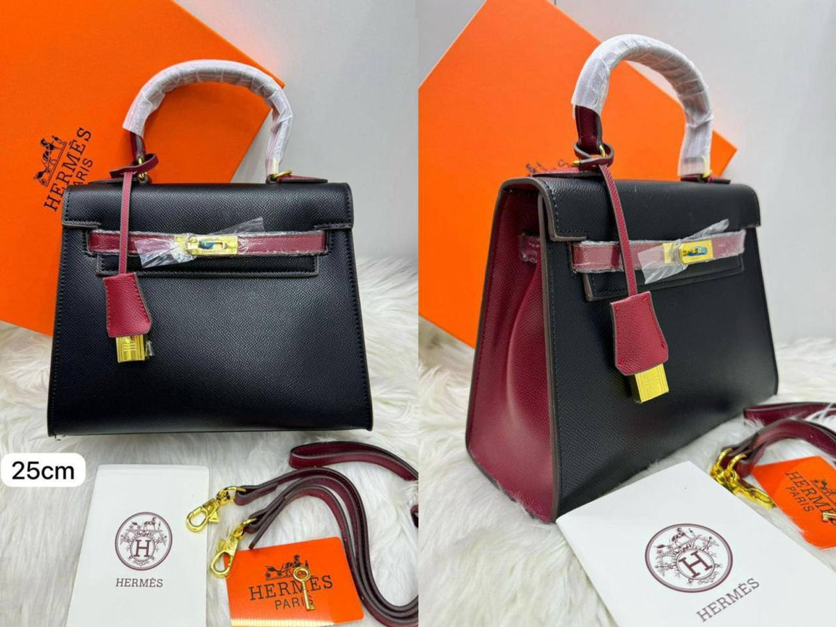 Hermes Kelly
First quality + box

Size : 25 * 20  cm
 with box 🎁

95 dhs🇦🇪🇦🇪

Zain115
♥️♥️♥️