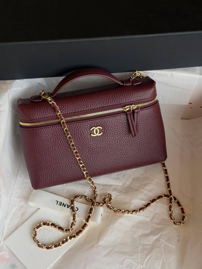 Chanel
 𝐕𝐀𝐍𝐈𝐓𝐘 𝐂𝐀𝐒𝐄 𝐖𝐈𝐓𝐇 𝐂𝐇𝐀𝐈𝐍 𝐒𝐔𝐏𝐄𝐑 𝐌𝐀𝐒𝐓𝐄𝐑 𝐐𝐔𝐀𝐋𝐈𝐓𝐘 
𝐋𝐀𝐑𝐆𝐄 -1300 dhs✅
𝐌𝐞𝐝𝐢𝐮𝐦 - 1250 dhs✅
𝐒𝐦𝐚𝐥𝐥 - 1200 dhs✅

ETAG4
♥️♥️♥️