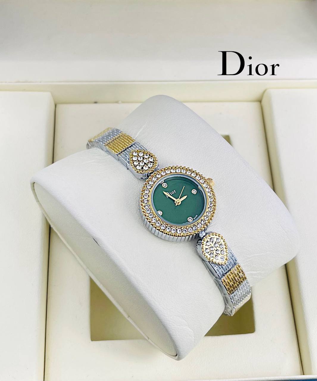 Dior ladies
55 dhs🪙🌨️

Zain29
♥️♥️♥️