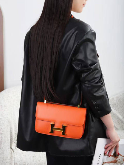 Hermes
90 dhs🪙🌨️
high quality 
With box   
🎁🎁🎁

24cm

Zain26
♥️♥️♥️