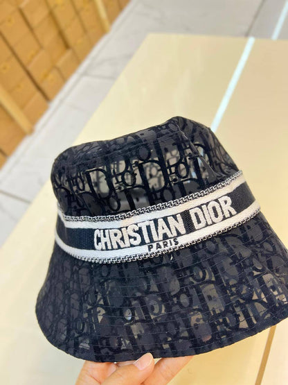 BUCKET HAT 

FREE SIZE 
70 dhs🇦🇪🇦🇪🇦🇪

Zain88
♥️♥️♥️